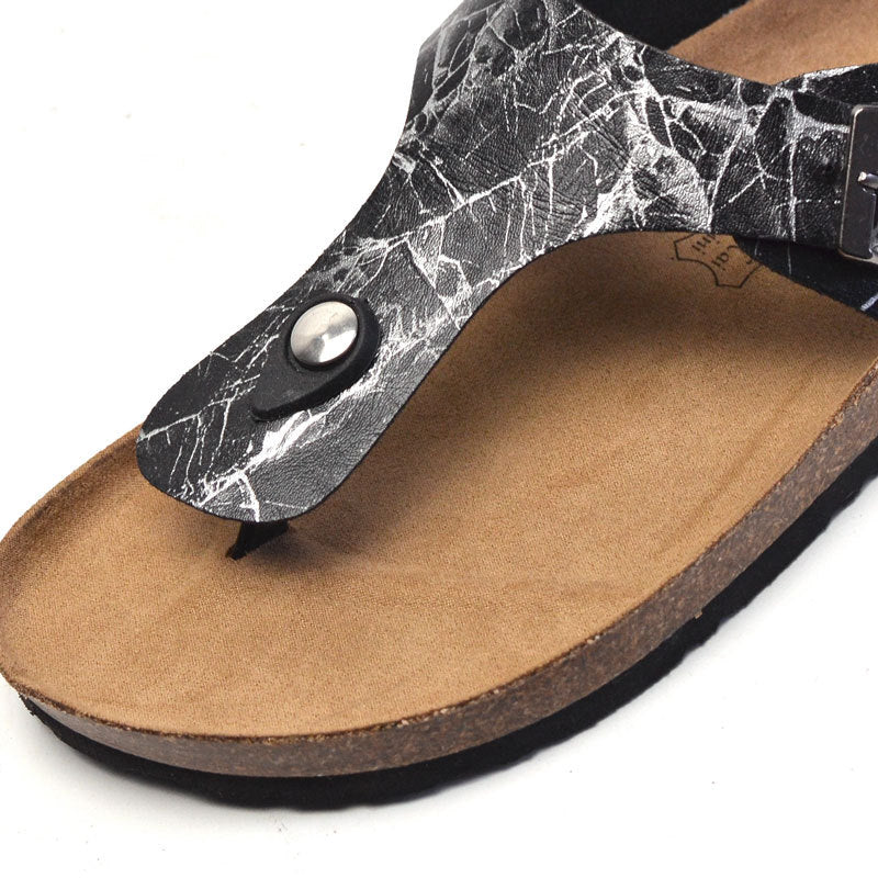 Must-Have for Fashion-Forward Crowd! Classic PU Cork Slippers for Summer - White and Black